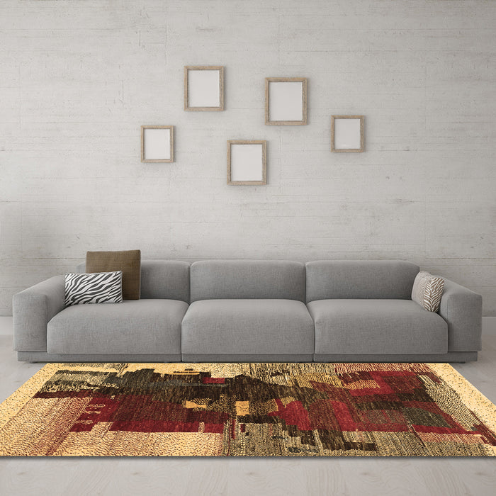 Machine Washable Abstract Brown Contemporary Rug in a Living Room,, wshcon1563brn