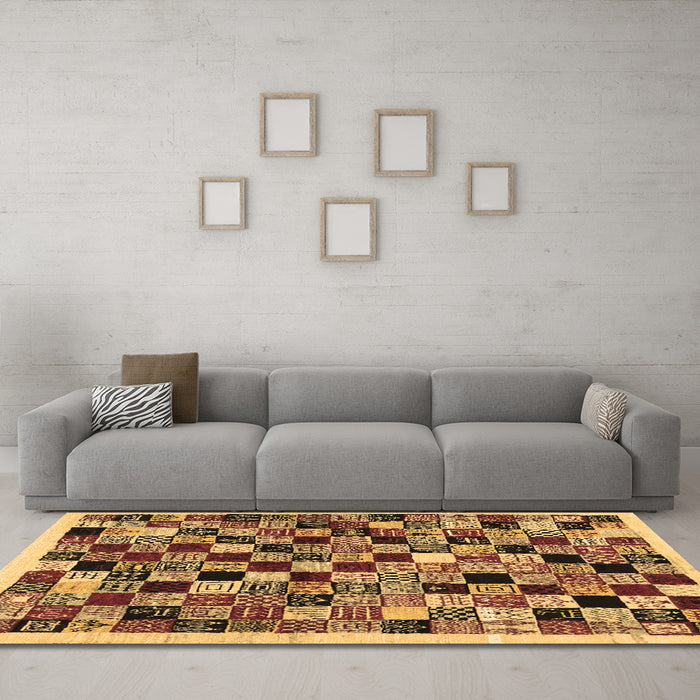 Machine Washable Abstract Brown Contemporary Rug in a Living Room,, wshcon1564brn