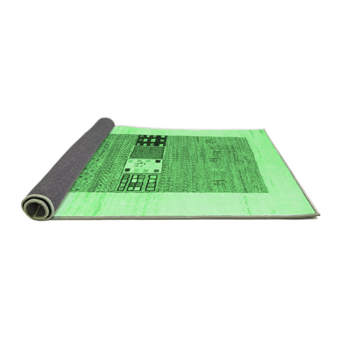 Sideview of Solid Emerald Green Modern Rug, con1567emgrn