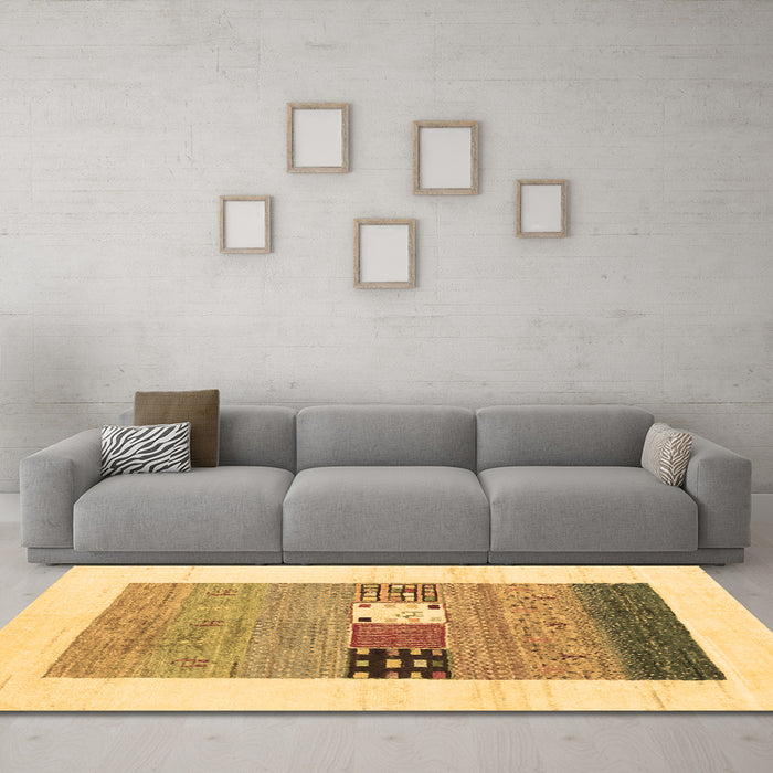 Machine Washable Solid Brown Modern Rug in a Living Room,, wshcon1567brn