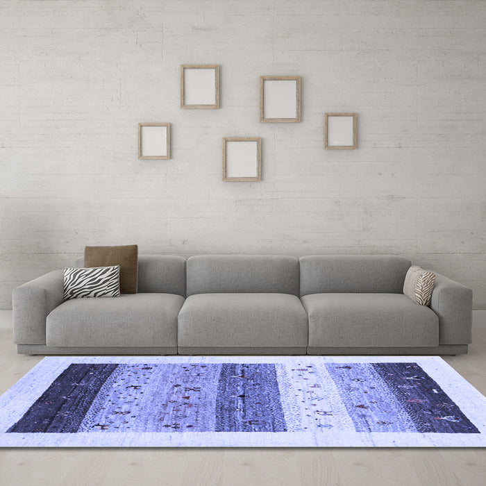 Machine Washable Solid Blue Modern Rug in a Living Room, wshcon1568blu