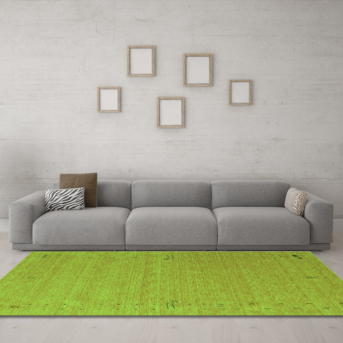 Machine Washable Abstract Green Contemporary Area Rugs in a Living Room,, wshcon156grn