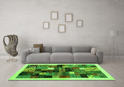 Machine Washable Abstract Green Contemporary Area Rugs in a Living Room,, wshcon1573grn