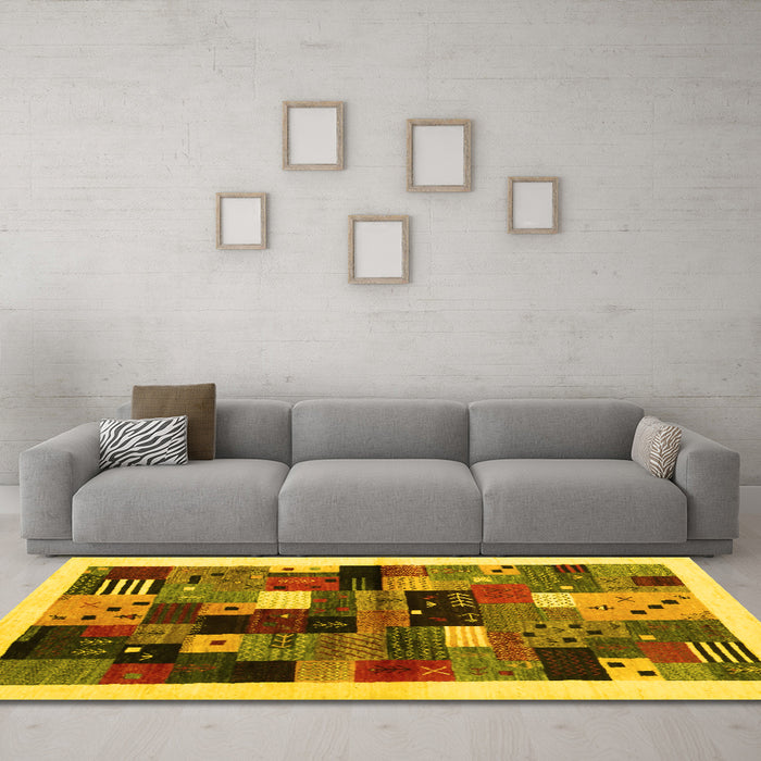 Machine Washable Abstract Yellow Contemporary Rug in a Living Room, wshcon1573yw