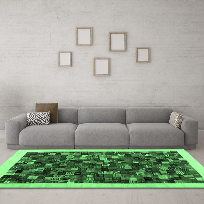 Machine Washable Abstract Emerald Green Contemporary Area Rugs in a Living Room,, wshcon1575emgrn
