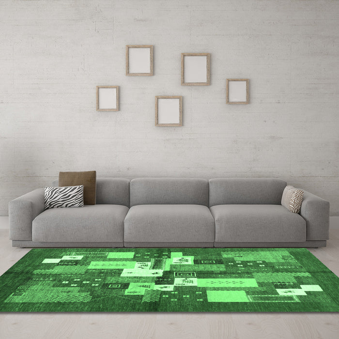 Machine Washable Abstract Emerald Green Contemporary Area Rugs in a Living Room,, wshcon1577emgrn