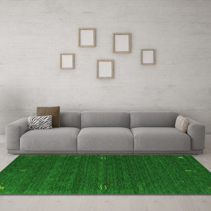 Machine Washable Abstract Green Contemporary Area Rugs in a Living Room,, wshcon157grn
