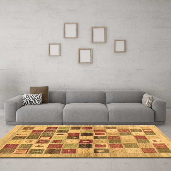Machine Washable Abstract Brown Contemporary Rug in a Living Room,, wshcon1581brn