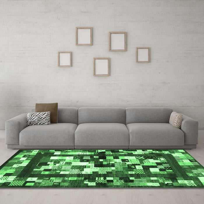 Machine Washable Abstract Emerald Green Contemporary Area Rugs in a Living Room,, wshcon1585emgrn