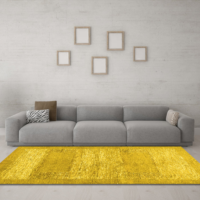 Machine Washable Abstract Yellow Contemporary Rug in a Living Room, wshcon1595yw