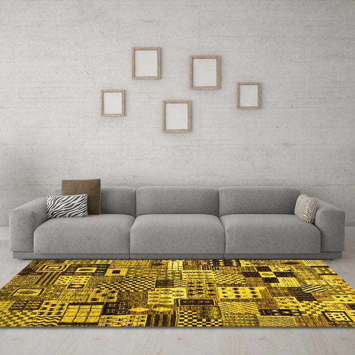 Machine Washable Abstract Yellow Contemporary Rug in a Living Room, wshcon1598yw