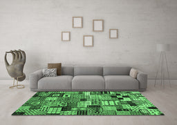 Machine Washable Abstract Emerald Green Contemporary Area Rugs in a Living Room,, wshcon1598emgrn
