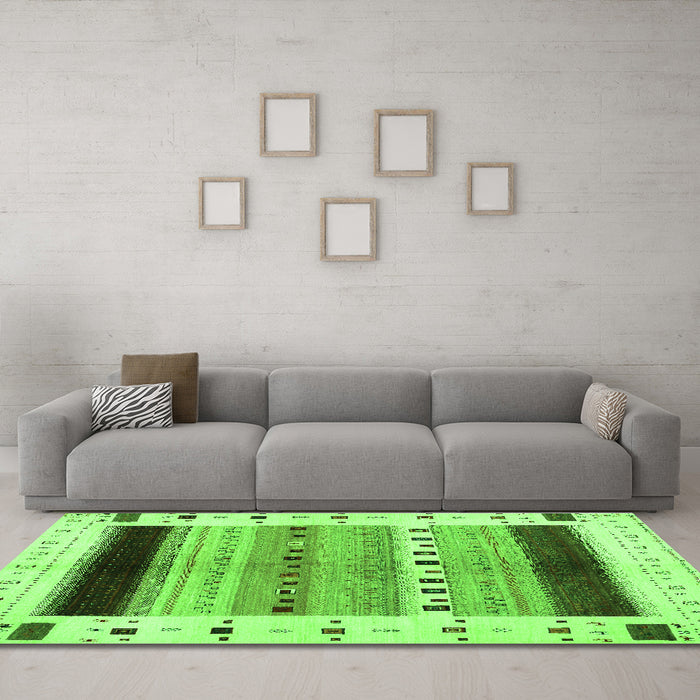 Machine Washable Solid Green Modern Area Rugs in a Living Room,, wshcon1606grn