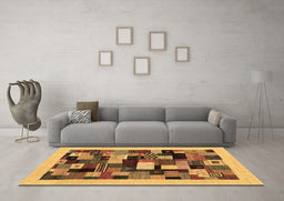 Machine Washable Abstract Brown Contemporary Rug in a Living Room,, wshcon1608brn
