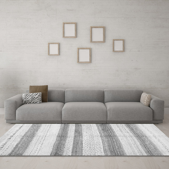 Machine Washable Solid Gray Modern Rug in a Living Room,, wshcon1611gry