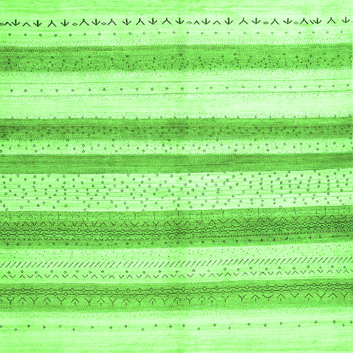 Serging Thickness of Solid Green Modern Rug, con1611grn