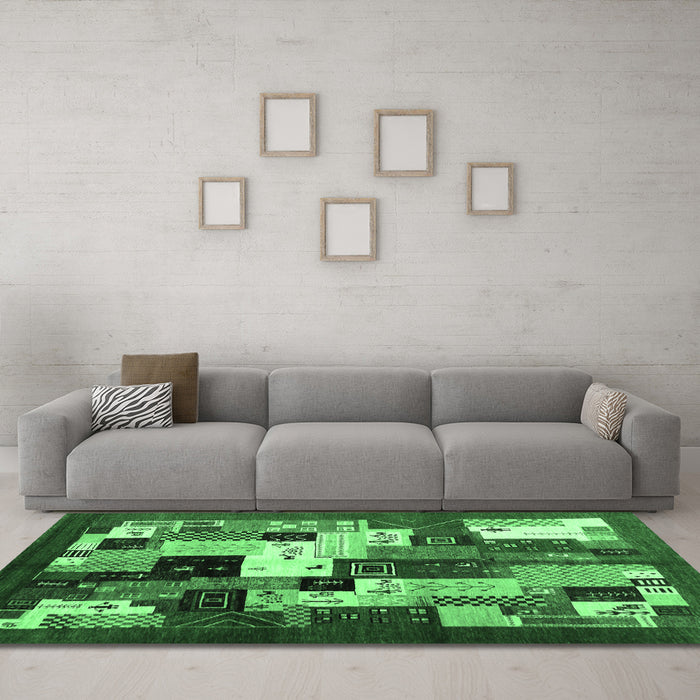 Machine Washable Abstract Emerald Green Contemporary Area Rugs in a Living Room,, wshcon1612emgrn