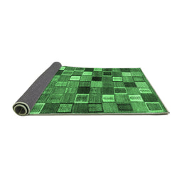 Sideview of Abstract Emerald Green Contemporary Rug, con1620emgrn