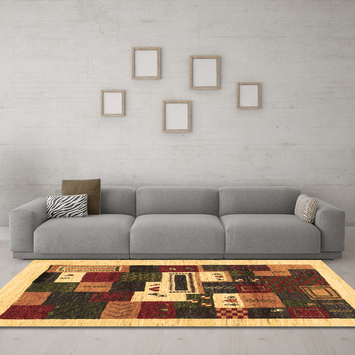 Machine Washable Abstract Brown Contemporary Rug in a Living Room,, wshcon1622brn