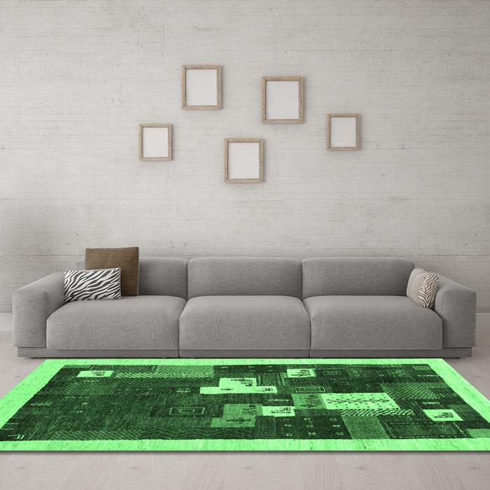 Machine Washable Abstract Emerald Green Contemporary Area Rugs in a Living Room,, wshcon1626emgrn