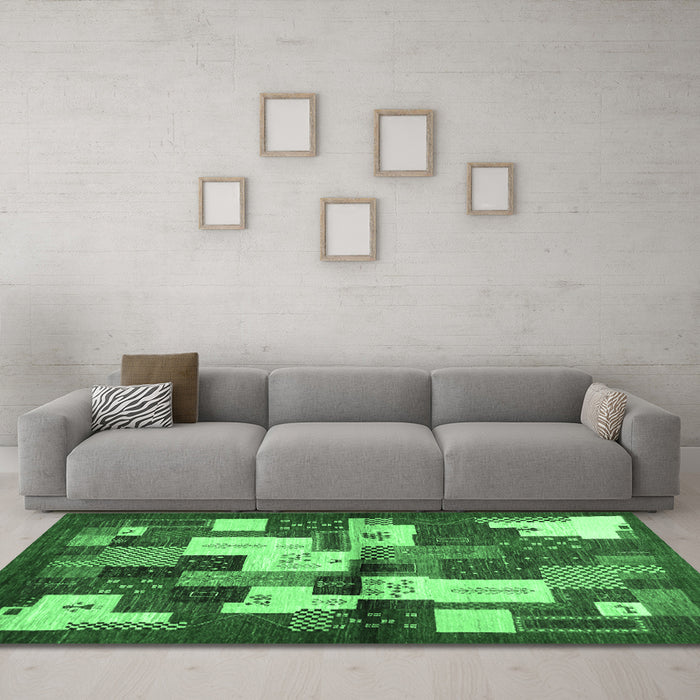 Machine Washable Abstract Emerald Green Contemporary Area Rugs in a Living Room,, wshcon1627emgrn