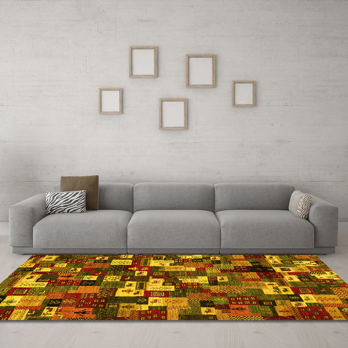 Machine Washable Abstract Yellow Contemporary Rug in a Living Room, wshcon1628yw