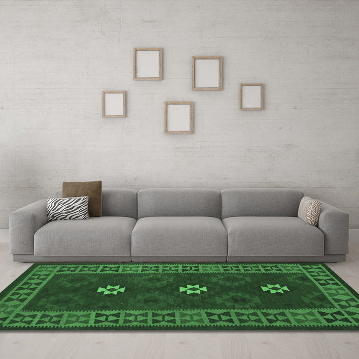 Machine Washable Oriental Emerald Green Traditional Area Rugs in a Living Room,, wshcon1630emgrn