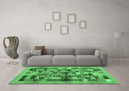 Machine Washable Abstract Emerald Green Contemporary Area Rugs in a Living Room,, wshcon1636emgrn
