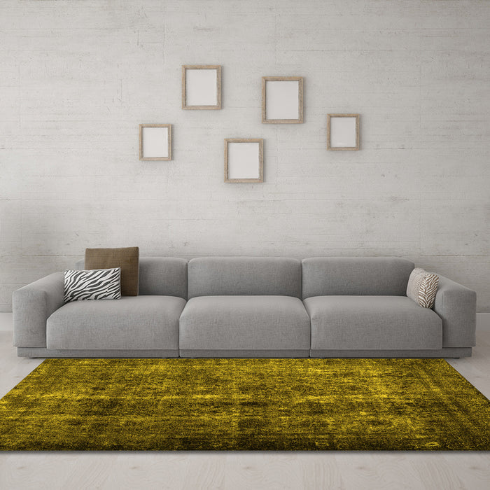 Machine Washable Abstract Yellow Contemporary Rug in a Living Room, wshcon1639yw