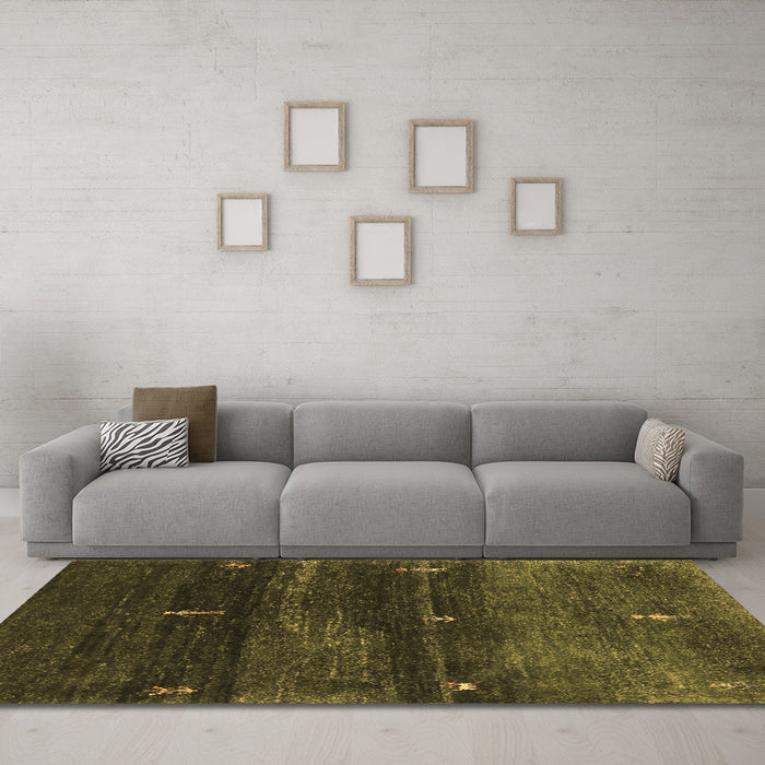 Machine Washable Abstract Brown Contemporary Rug in a Living Room,, wshcon1640brn