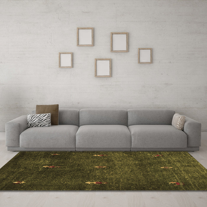 Machine Washable Abstract Brown Contemporary Rug in a Living Room,, wshcon1641brn