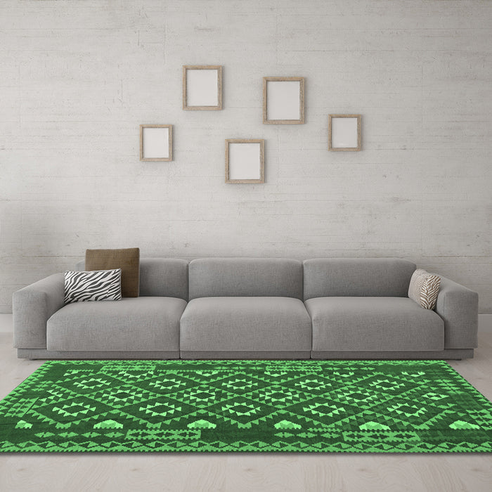 Machine Washable Southwestern Emerald Green Country Area Rugs in a Living Room,, wshcon1644emgrn