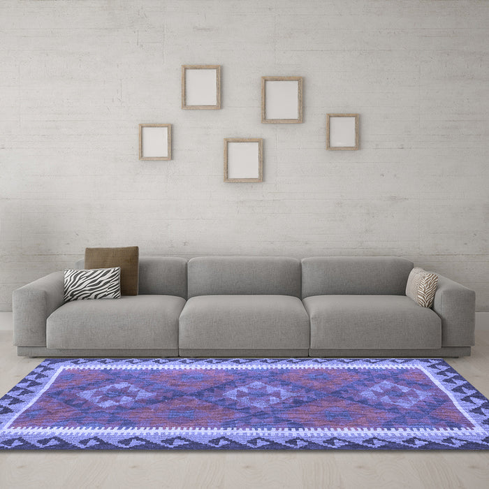 Machine Washable Oriental Blue Traditional Rug in a Living Room, wshcon1647blu