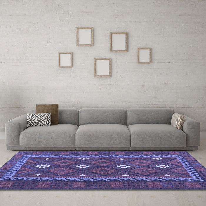 Machine Washable Oriental Blue Traditional Rug in a Living Room, wshcon1649blu