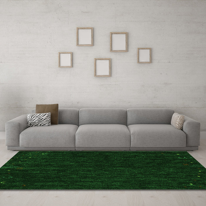 Machine Washable Abstract Green Contemporary Area Rugs in a Living Room,, wshcon164grn