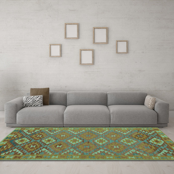 Machine Washable Oriental Turquoise Traditional Area Rugs in a Living Room,, wshcon1653turq