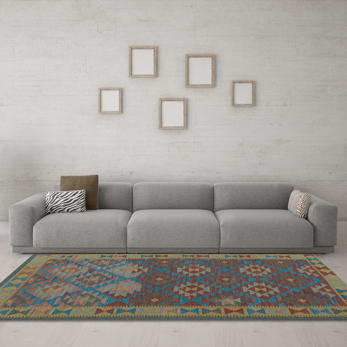 Machine Washable Oriental Light Blue Traditional Rug in a Living Room, wshcon1655lblu