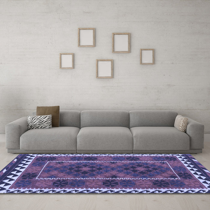 Machine Washable Oriental Blue Traditional Rug in a Living Room, wshcon1657blu