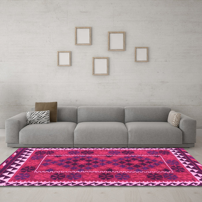 Machine Washable Oriental Pink Traditional Rug in a Living Room, wshcon1657pnk