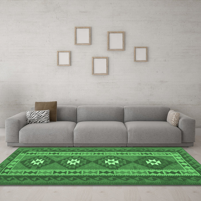 Machine Washable Oriental Emerald Green Traditional Area Rugs in a Living Room,, wshcon1658emgrn