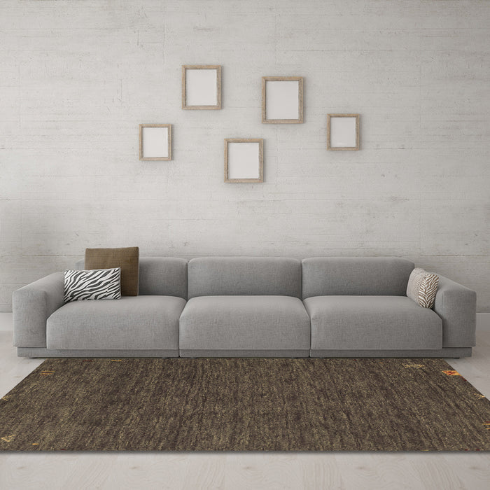 Machine Washable Abstract Brown Contemporary Rug in a Living Room,, wshcon165brn