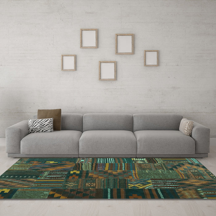 Machine Washable Patchwork Turquoise Transitional Area Rugs in a Living Room,, wshcon1669turq
