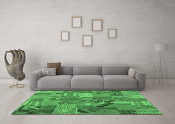 Machine Washable Patchwork Emerald Green Transitional Area Rugs in a Living Room,, wshcon1671emgrn