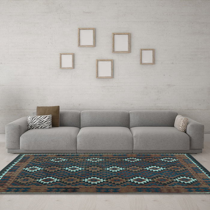 Machine Washable Oriental Light Blue Traditional Rug in a Living Room, wshcon1675lblu