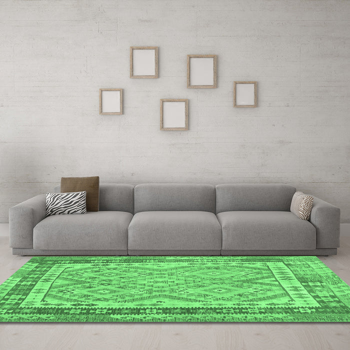 Machine Washable Southwestern Emerald Green Country Area Rugs in a Living Room,, wshcon1677emgrn
