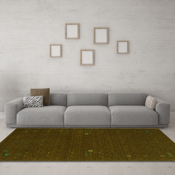 Machine Washable Abstract Green Contemporary Area Rugs in a Living Room,, wshcon167grn