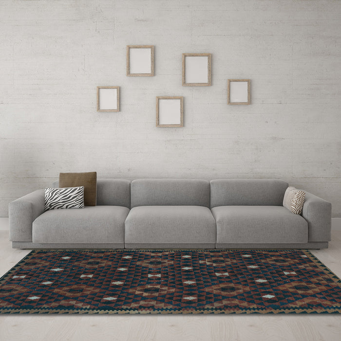 Machine Washable Oriental Light Blue Traditional Rug in a Living Room, wshcon1680lblu