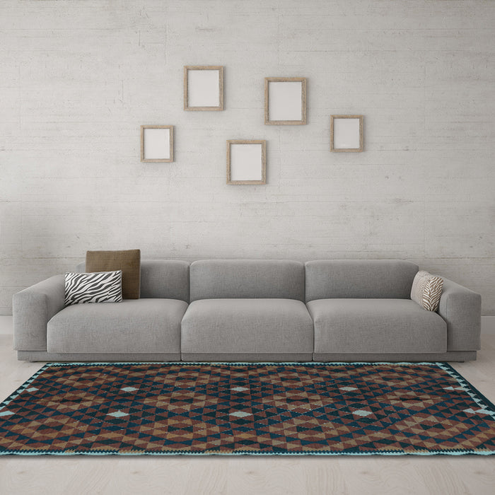 Machine Washable Oriental Light Blue Traditional Rug in a Living Room, wshcon1684lblu