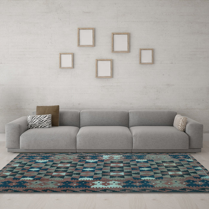 Machine Washable Oriental Light Blue Traditional Rug in a Living Room, wshcon1688lblu