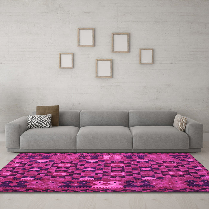 Machine Washable Oriental Pink Traditional Rug in a Living Room, wshcon1688pnk